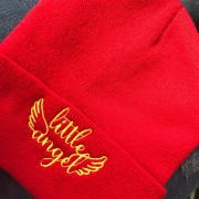 CZAPKA Little Angel czerwona złote haftowane Logo