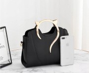 Torebka czarna kocie uszy Eko skóra Kuferek Kot