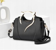 Torebka czarna kocie uszy Eko skóra Kuferek Kot