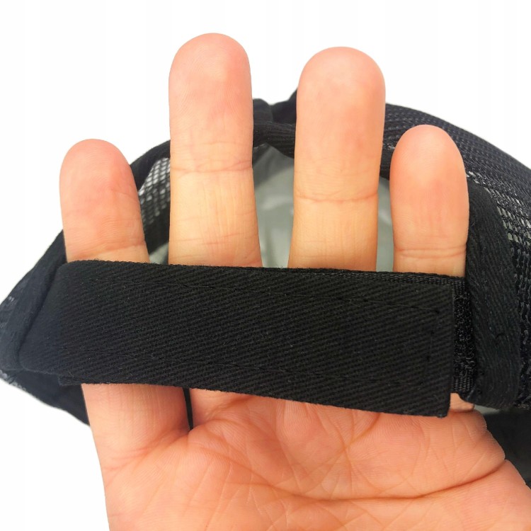 CZAPKA z Daszkiem damska Czarna na kitkę Siateczka