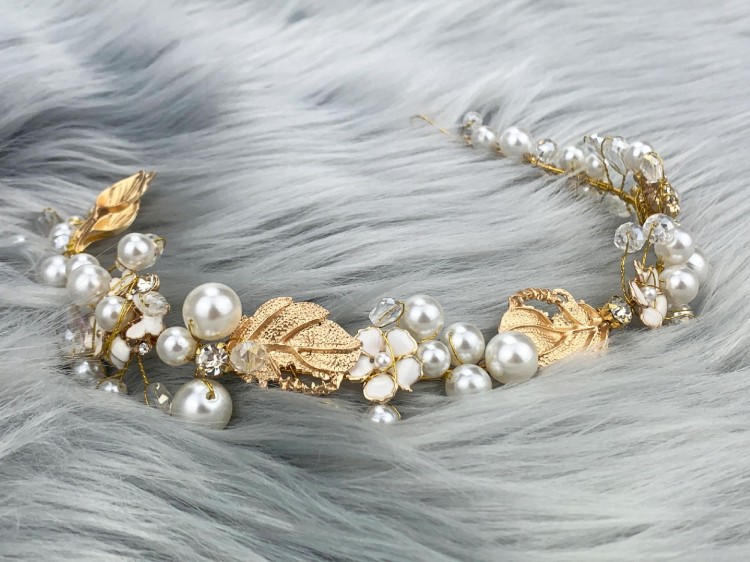 WIANEK Opaska Kwiaty na włosy Listki perły ślub