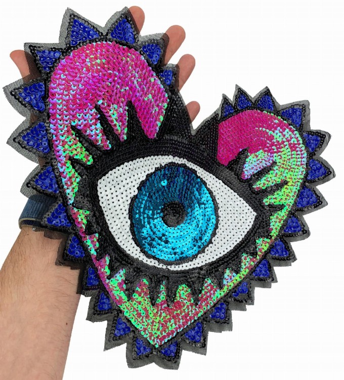 NASZYWKA cekinowa Oko serce różowe holograficzne