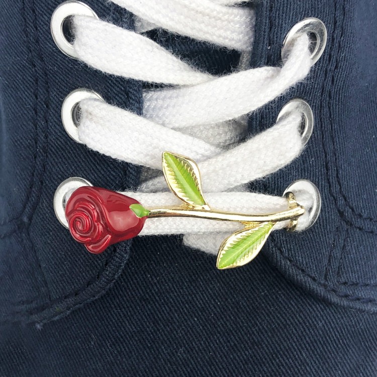 2 OZDOBY do butów Sznurówek Spinki Róże Kwiaty