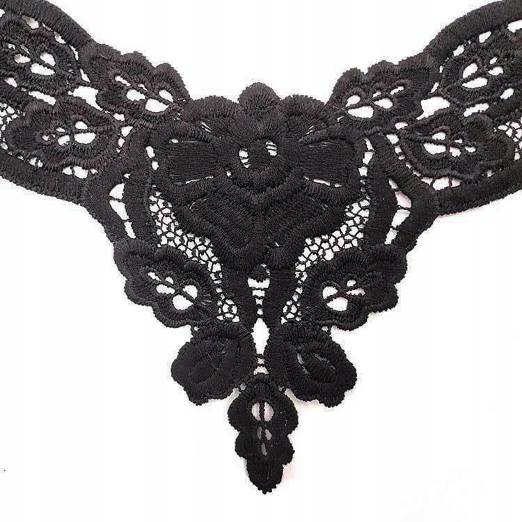 Naszywka haftowana czarna koronkowa Kołnierzyk