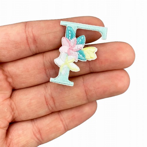 NAKLEJKA Naszywka termo Litera F Haftowana Kwiaty