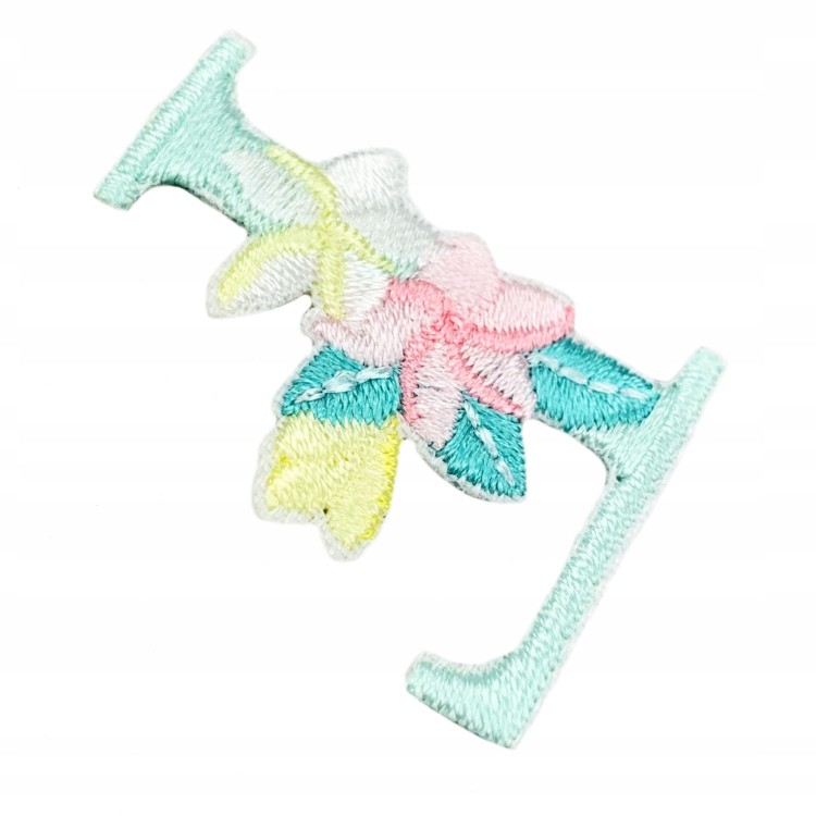 NAKLEJKA Naszywka termo Litera F Haftowana Kwiaty