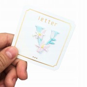 NAKLEJKA Naszywka termo Litera V Haftowana Kwiaty