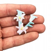 NAKLEJKA Naszywka termo Litera V Haftowana Kwiaty