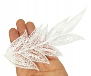 NASZYWKA cekiny koraliki biały Liść Listek 19 cm