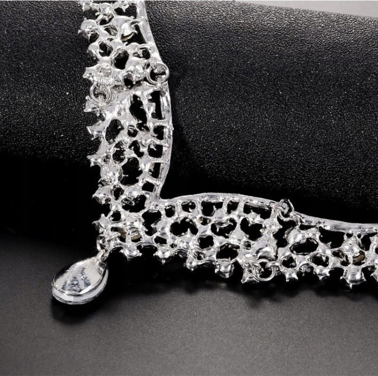 Zestaw srebrny kolia z cyrkoniami kolczyki