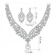 Zestaw srebrny kolia z cyrkoniami kolczyki