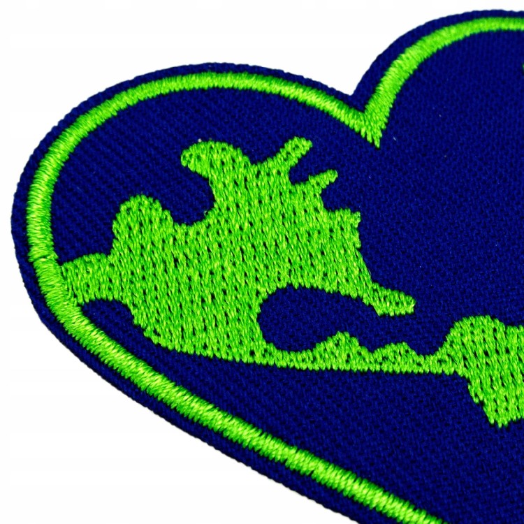 NAPRASOWANKA Termo Naszywka Planeta Ziemia Serce