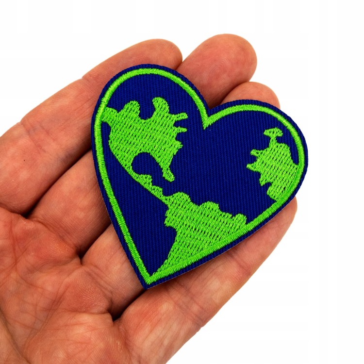 NAPRASOWANKA Termo Naszywka Planeta Ziemia Serce