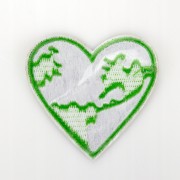 NAPRASOWANKA Termo Naszywka Planeta Ziemia Serce