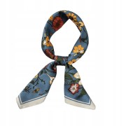 APASZKA chusta satynowa niebieska w kwiaty