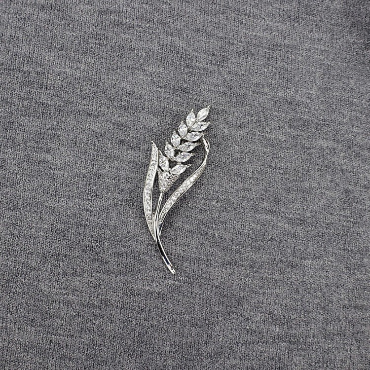 PINETS Kłos pszenicy cyrkonie Broszka pozłacana