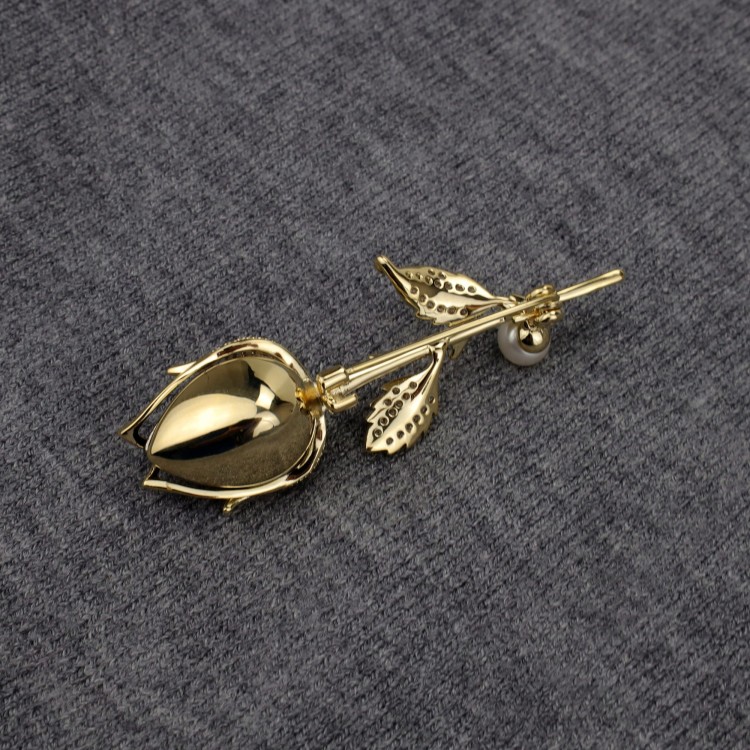 PINETS Kwiat Róża z cyrkoniami Broszka pozłacana