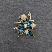 PINETS Kwiat z cyrkoniami Broszka pozłacana 14k