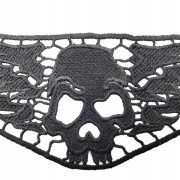 Naszywka czarny kołnierz Czacha haftowany 32 cm