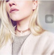 Choker zamszowy brązowy ze srebrnymi dodatkami