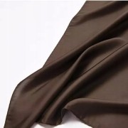 Apaszka chusta na szyję włosy brązowa satynowa