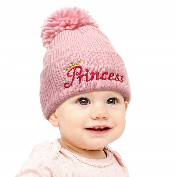 Princess czapka zimowa dla dziecka różowa pompon