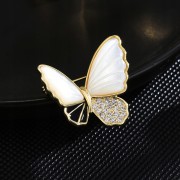 PINETS Broszka pozłacana 14K motyl masa perłowa