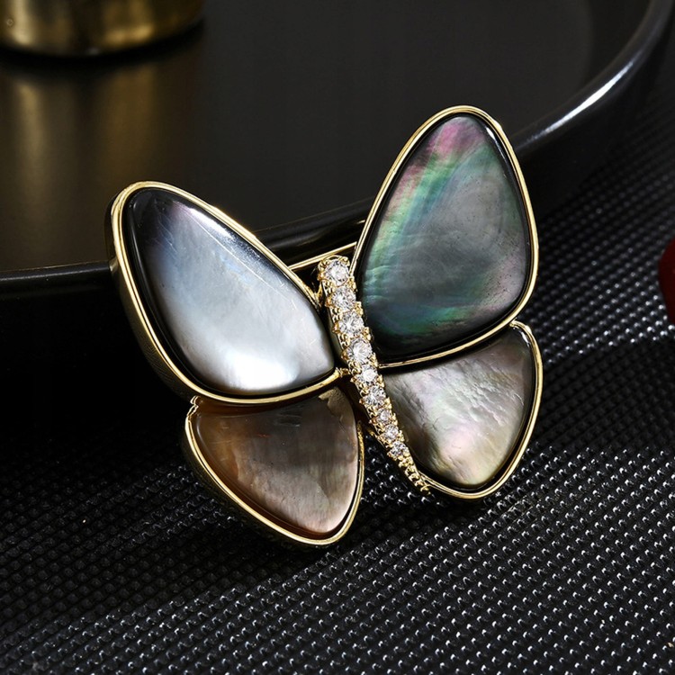 PINETS Broszka pozłacana 14K motyl masa perłowa