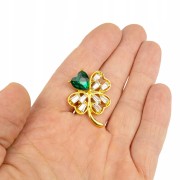 PINETS Broszka złota Koniczynka z zielonym sercem