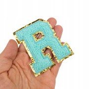 NASZYWKA LITERA R duża Font cyjan błękitna brokat