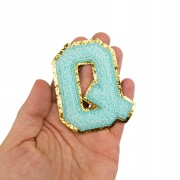 NASZYWKA Font cyjan duża LITERA Q błękitna brokat