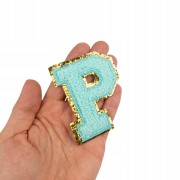 NASZYWKA Font cyjan duża LITERA P brokat błękitna