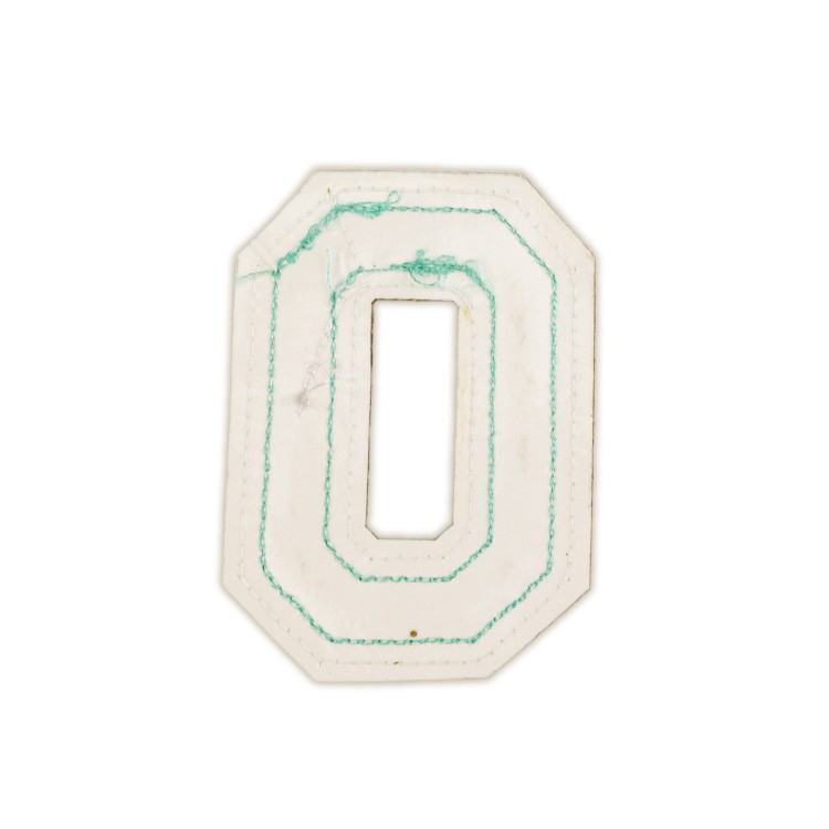 NASZYWKA duża Font cyjan LITERA O brokat błękitna