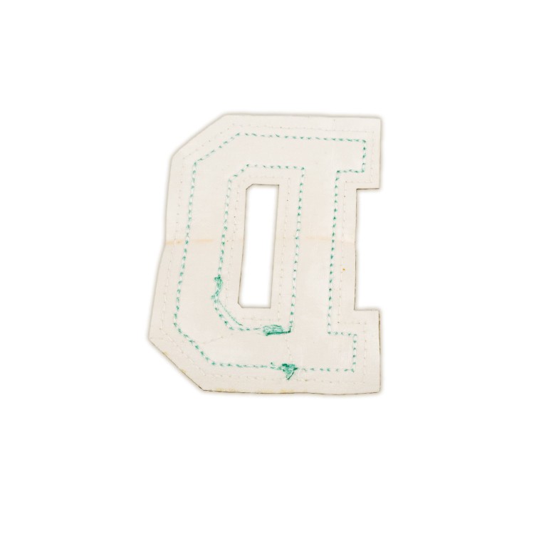 NASZYWKA duża LITERA D cyjan brokat niebieska