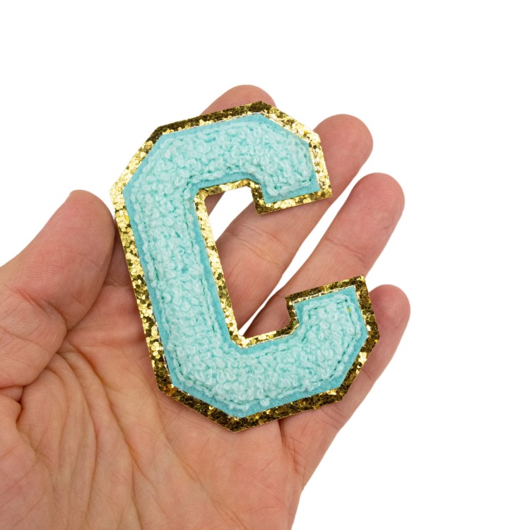 NASZYWKA duża niebieska LITERA C cyjan brokat