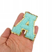 NASZYWKA duża LITERA A niebieska brokat cyjan