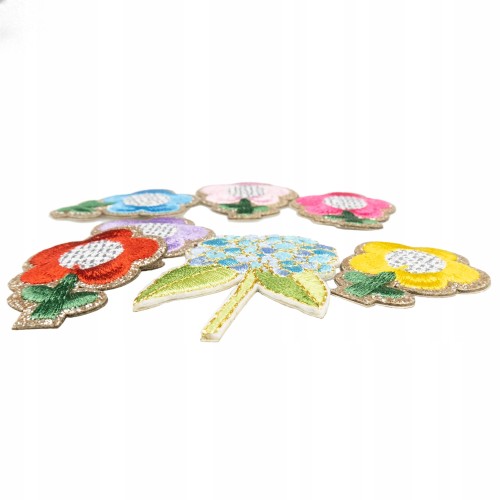 ZESTAW 7 NAKLEJEK Kwiaty naklejki haftowane kwiat