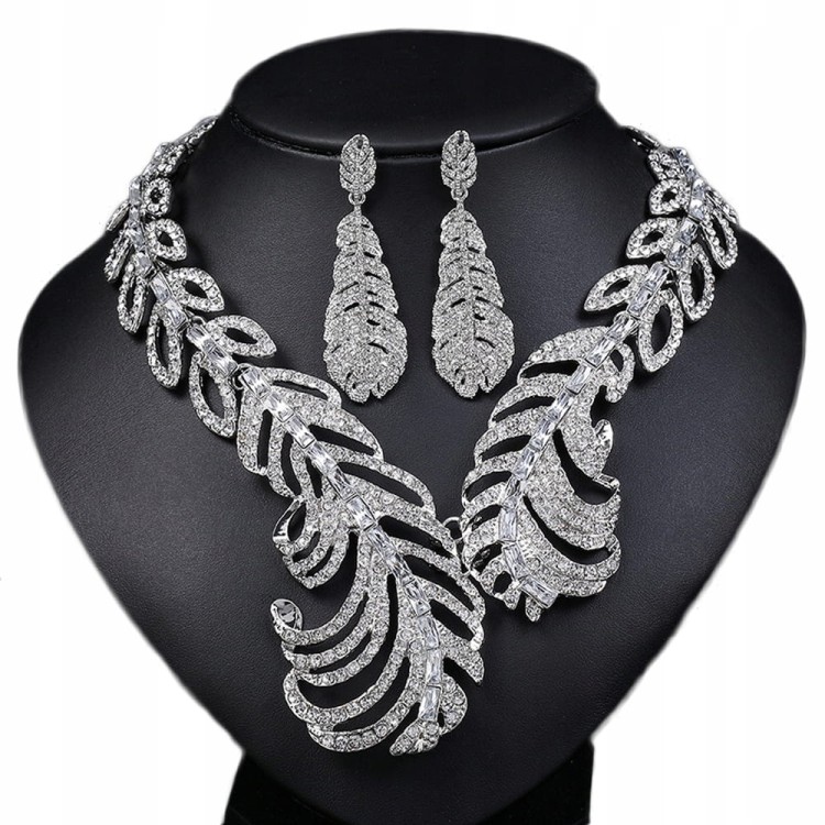 Zestaw Naszyjnik i kolczyki białe liście cyrkonie