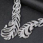 Zestaw Naszyjnik i kolczyki białe liście cyrkonie