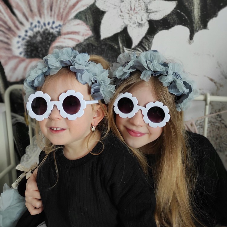OKULARY przeciwsłoneczne dla dziecka białe Kwiatki