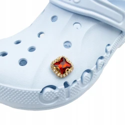 Przypinka do Crocs czerwona Wpinka Cyrkonie