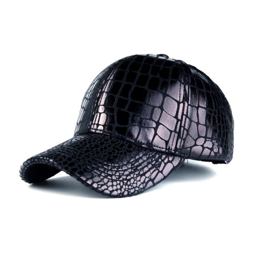 Bejsbolówka czarna czapka z daszkiem lśniąca lato