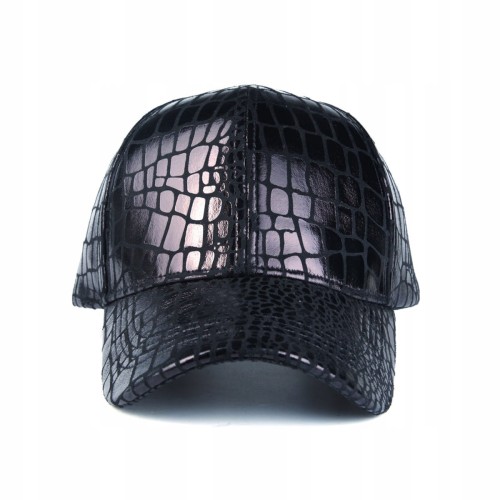 Bejsbolówka czarna czapka z daszkiem lśniąca lato