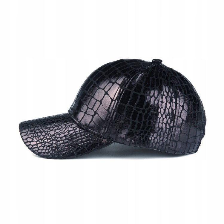 Bejsbolówka czarna czapka z daszkiem lśniąca lato