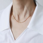 Naszyjnik złoty z koralikami 18K złoto tęczowy