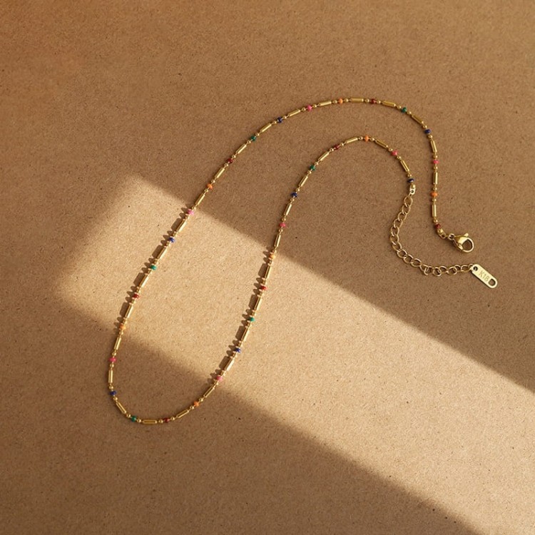 Naszyjnik złoty z koralikami 18K złoto tęczowy