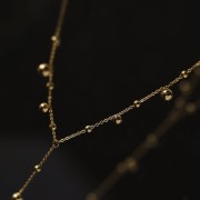 Naszyjnik złoty z koralikami 18K złoto Litera Y