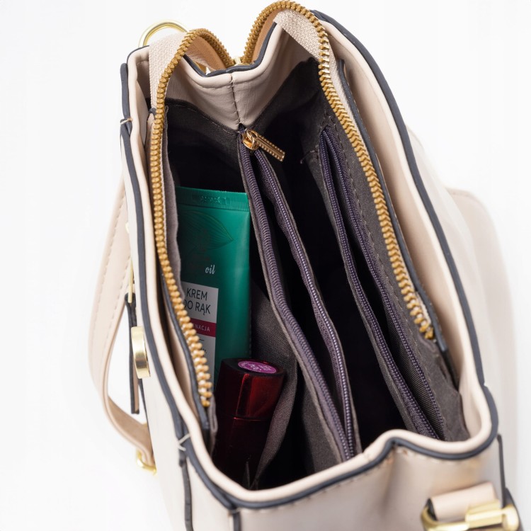 c40d5f1355840769438df9a2ec775697